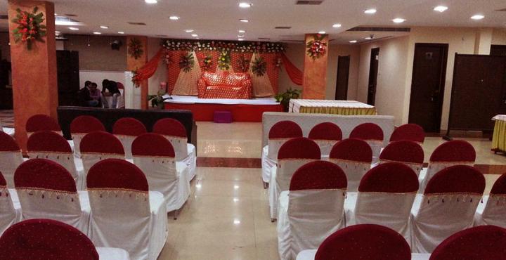 Oyo 1944 Saubhagya Hotel Lucknow