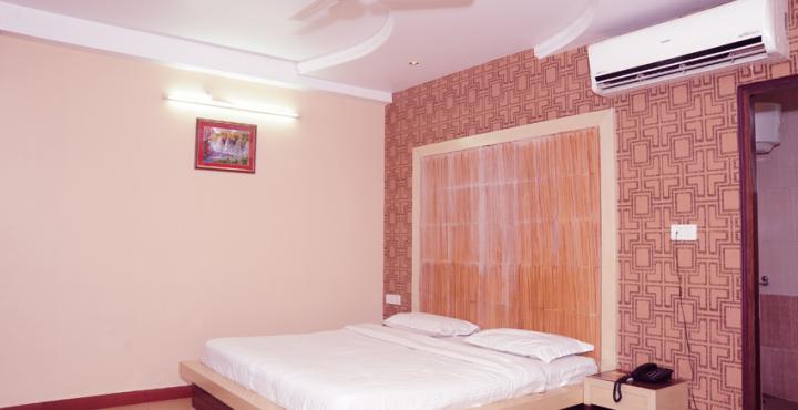Oyo 1944 Saubhagya Hotel Lucknow