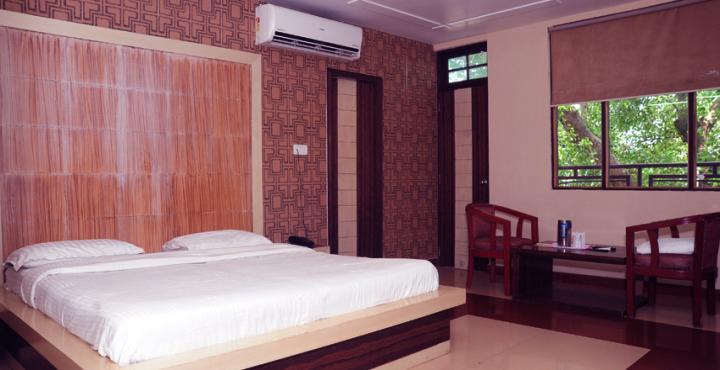 Hotel Oyo 1944 Saubhagya 2*