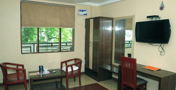 Oyo 1944 Saubhagya